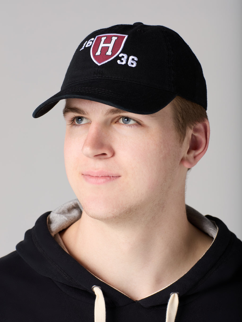 1636 Shield Hat