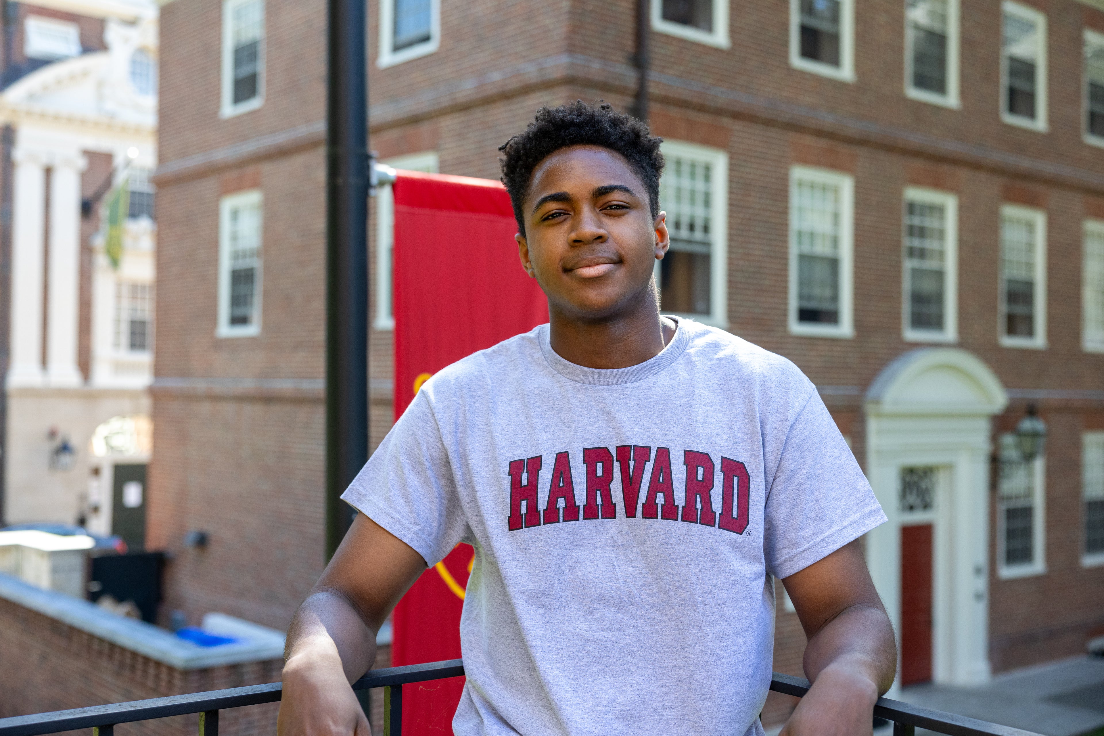 Harvard Arc T-Shirt