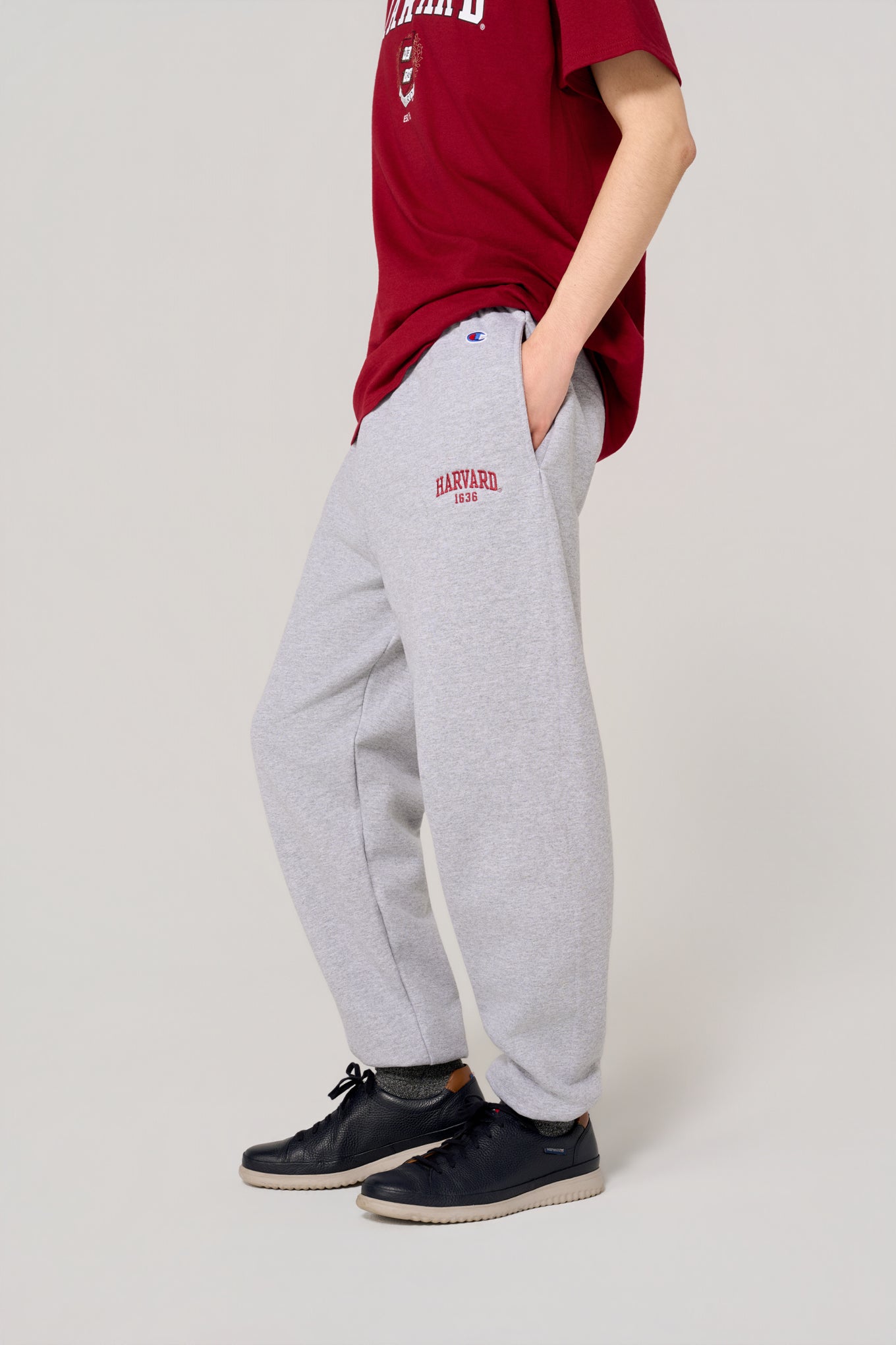 Harvard Champion Cuffed Sweatpants