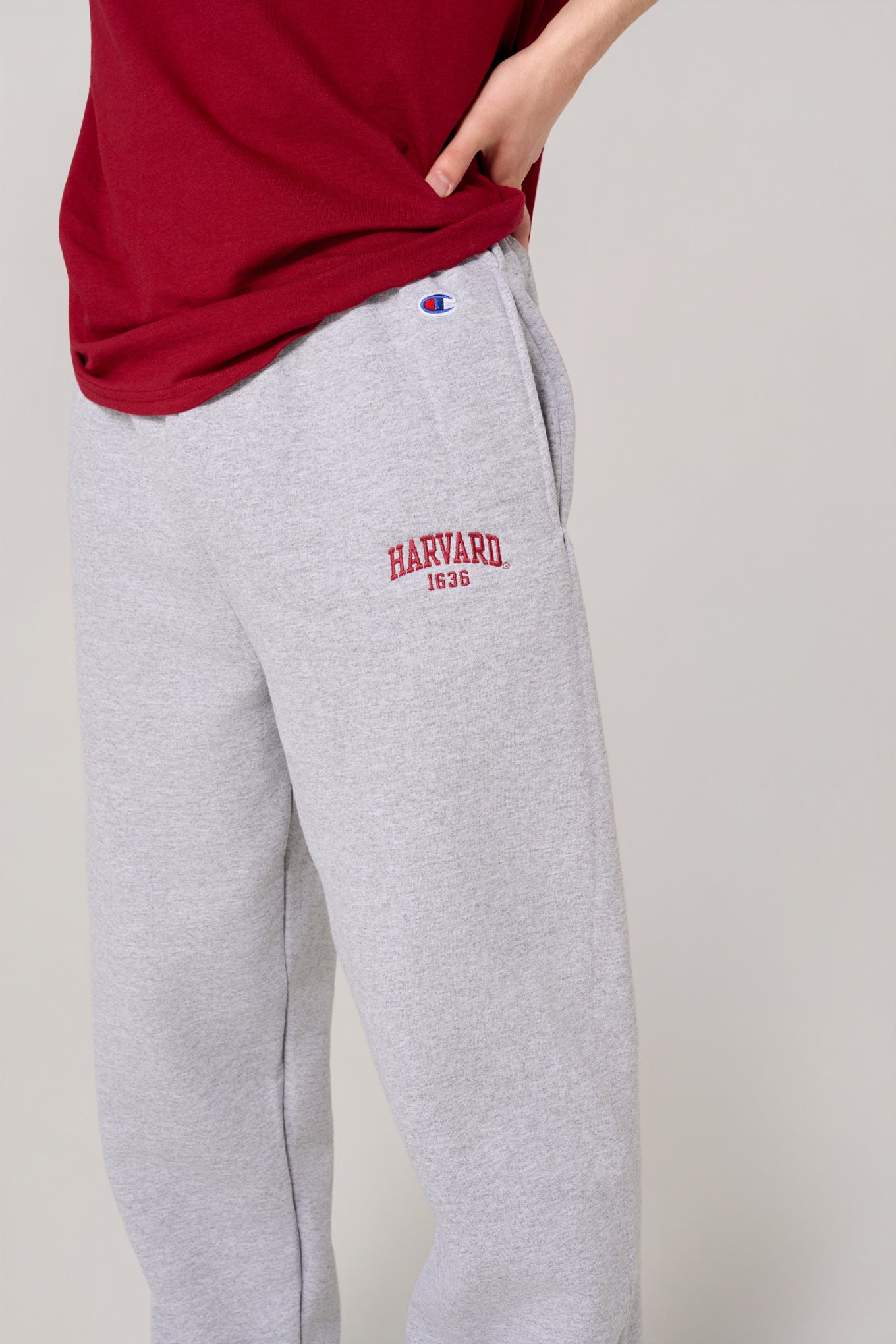 Harvard Champion Cuffed Sweatpants