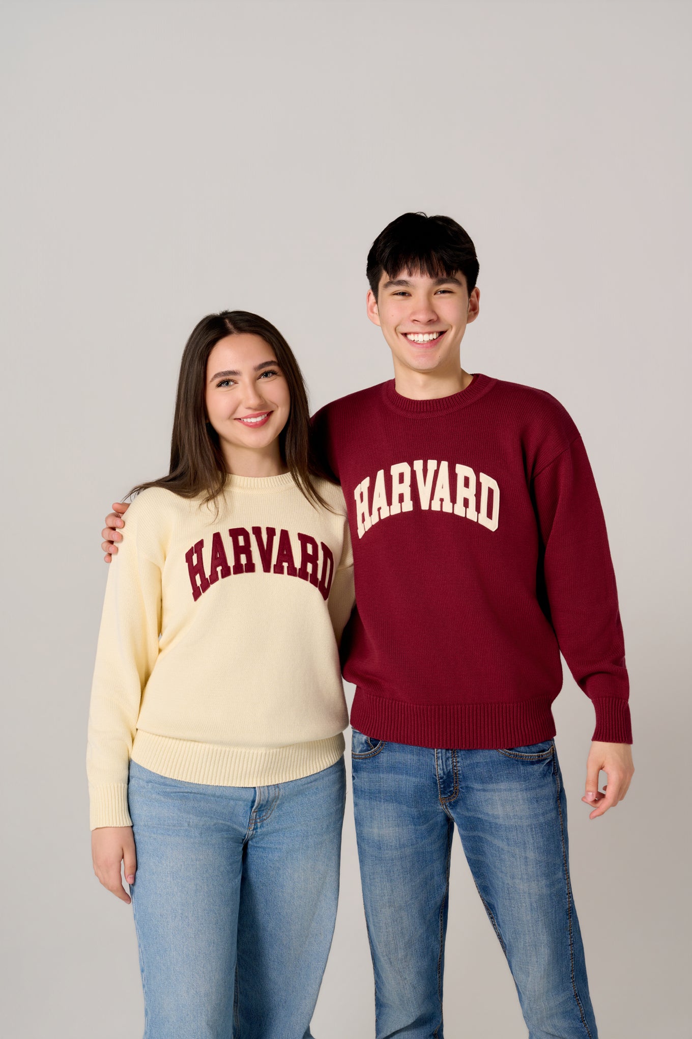 The Harvard Vintage Arc Sweater