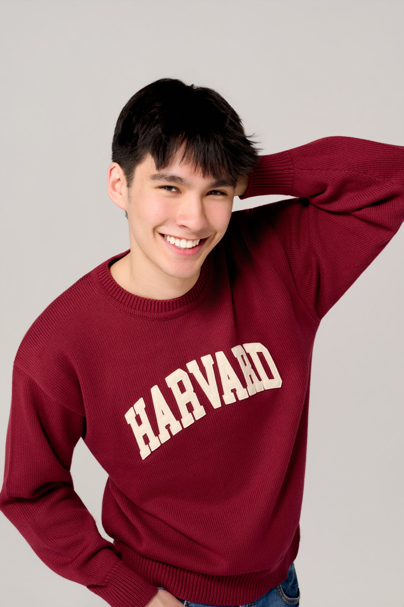 The Harvard Vintage Arc Sweater